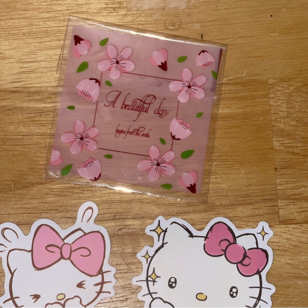 Hello Kitty Sticker Bundle - Picture 6 of 7